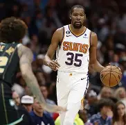 杜兰特回归赛场，败北首场状态亮眼，曼联观众沸腾！的简单介绍